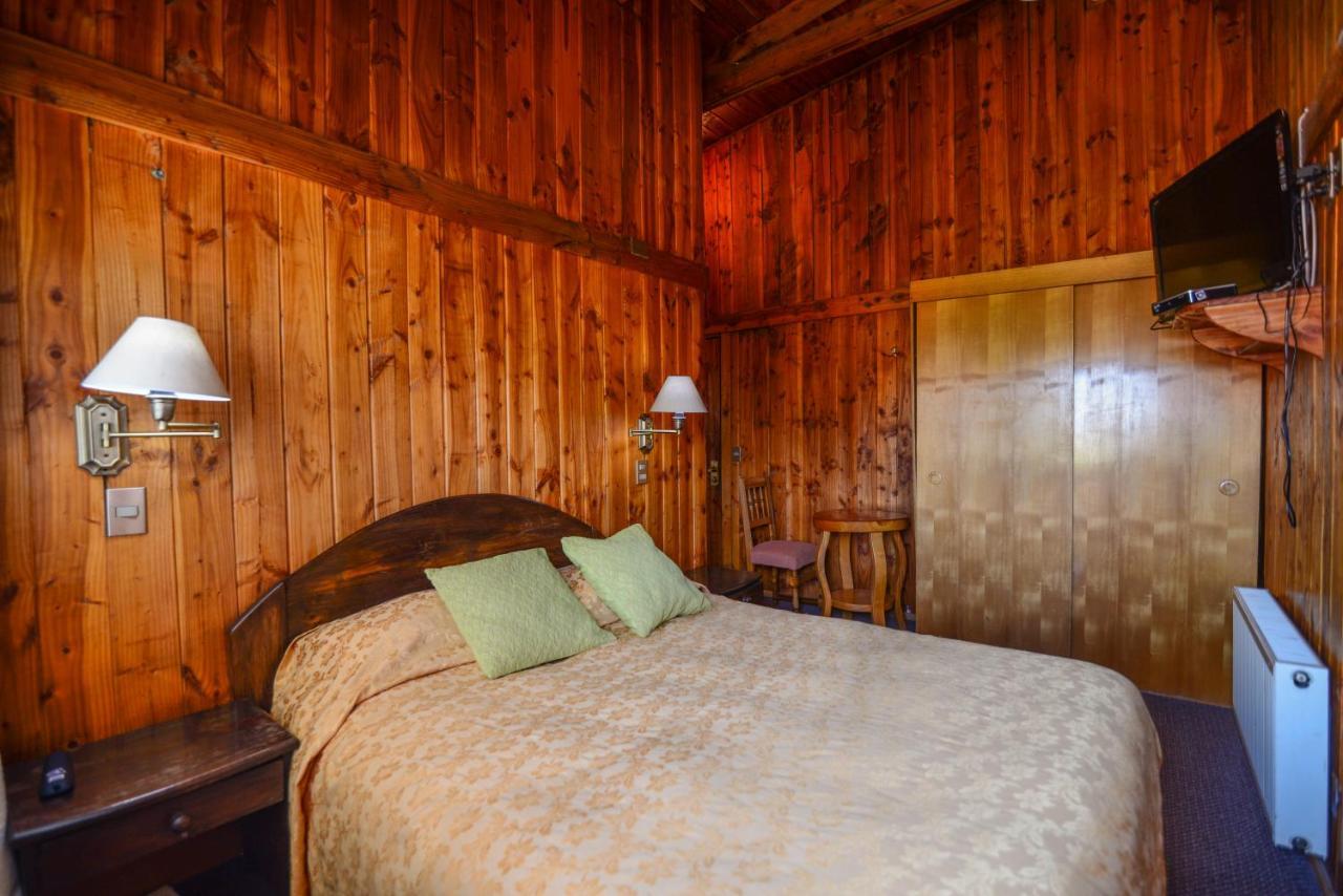 Hotel Los Maitenes Pucon Exterior photo