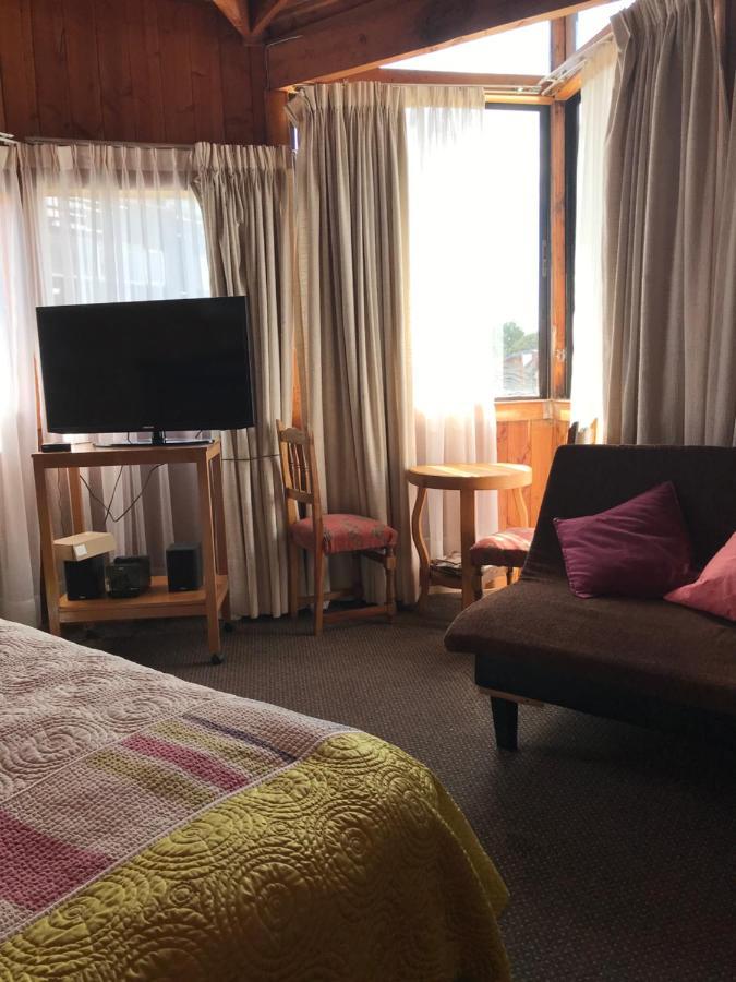Hotel Los Maitenes Pucon Exterior photo