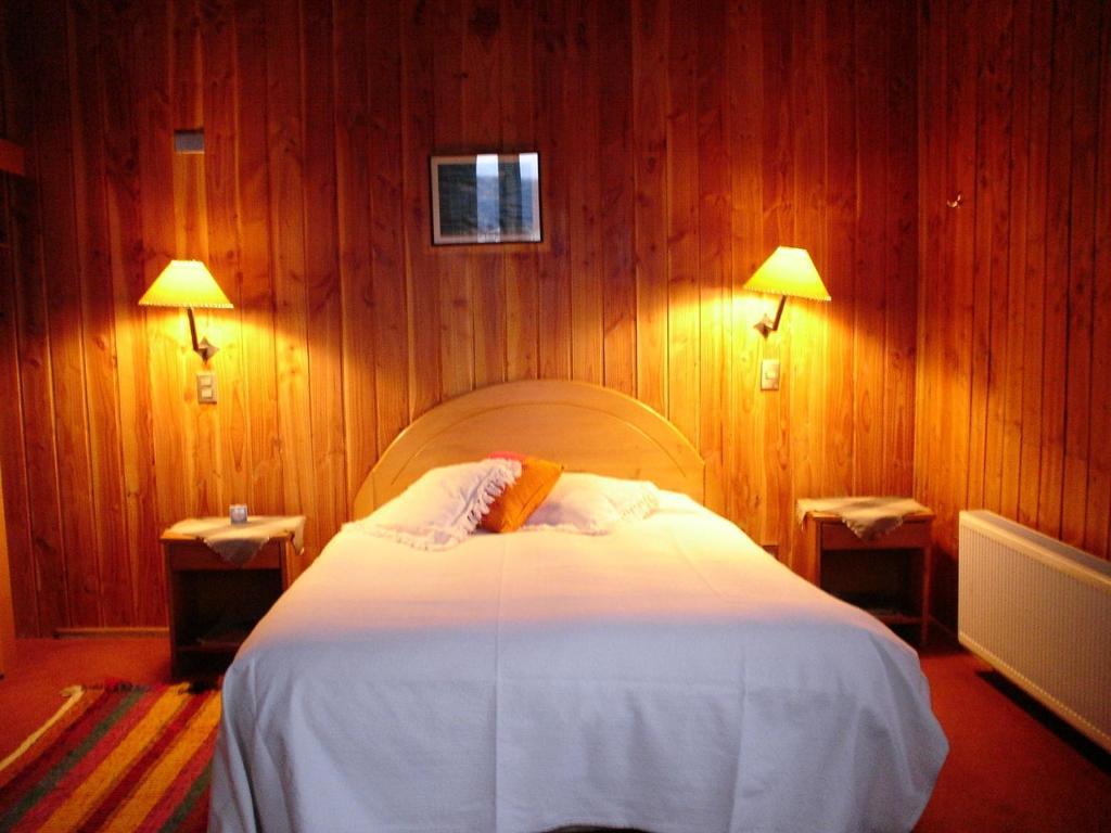 Hotel Los Maitenes Pucon Room photo